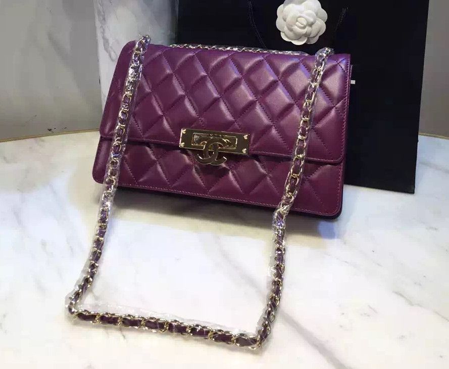 Chanel medio d'oro di classe portafoglio su borse catena Borgogna
