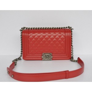 Borse Chanel Flap In Pelle Di Vitello A67086 Quilted Red Boy