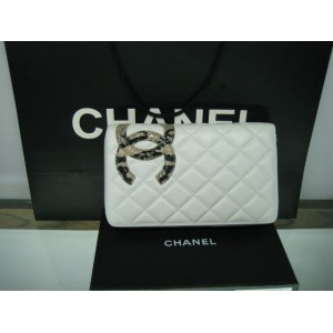 Chanel A26710 Portefeuilles Dagneau Blanc Avec Logo Bc Snake Ve