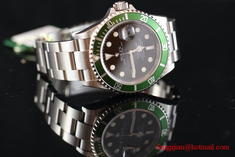 Rolex Stainless steel black dial Green Bezel Oyster Perpetual Date SUBMARINER unworn Gents wrist watch 16610LV-93250