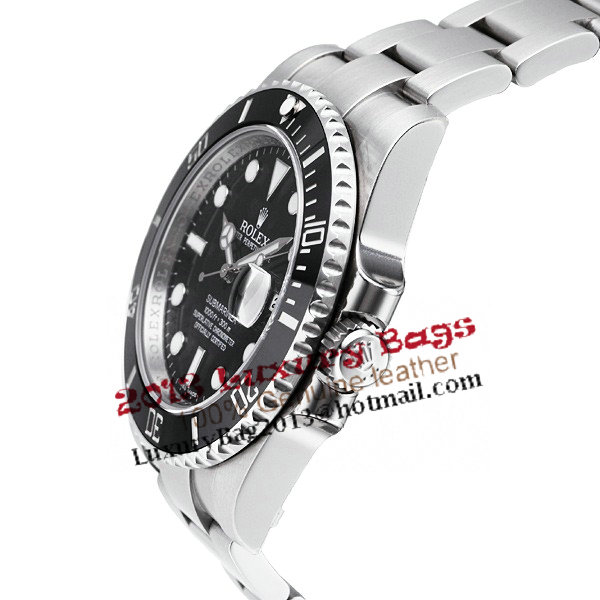 Rolex Submariner Date Watch 116610B
