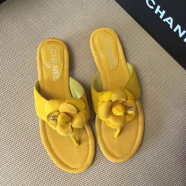 Chanel Thong Sandal CH1720 Yellow