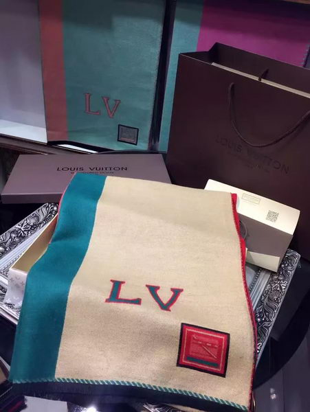 Louis Vuitton Scarf LV8314