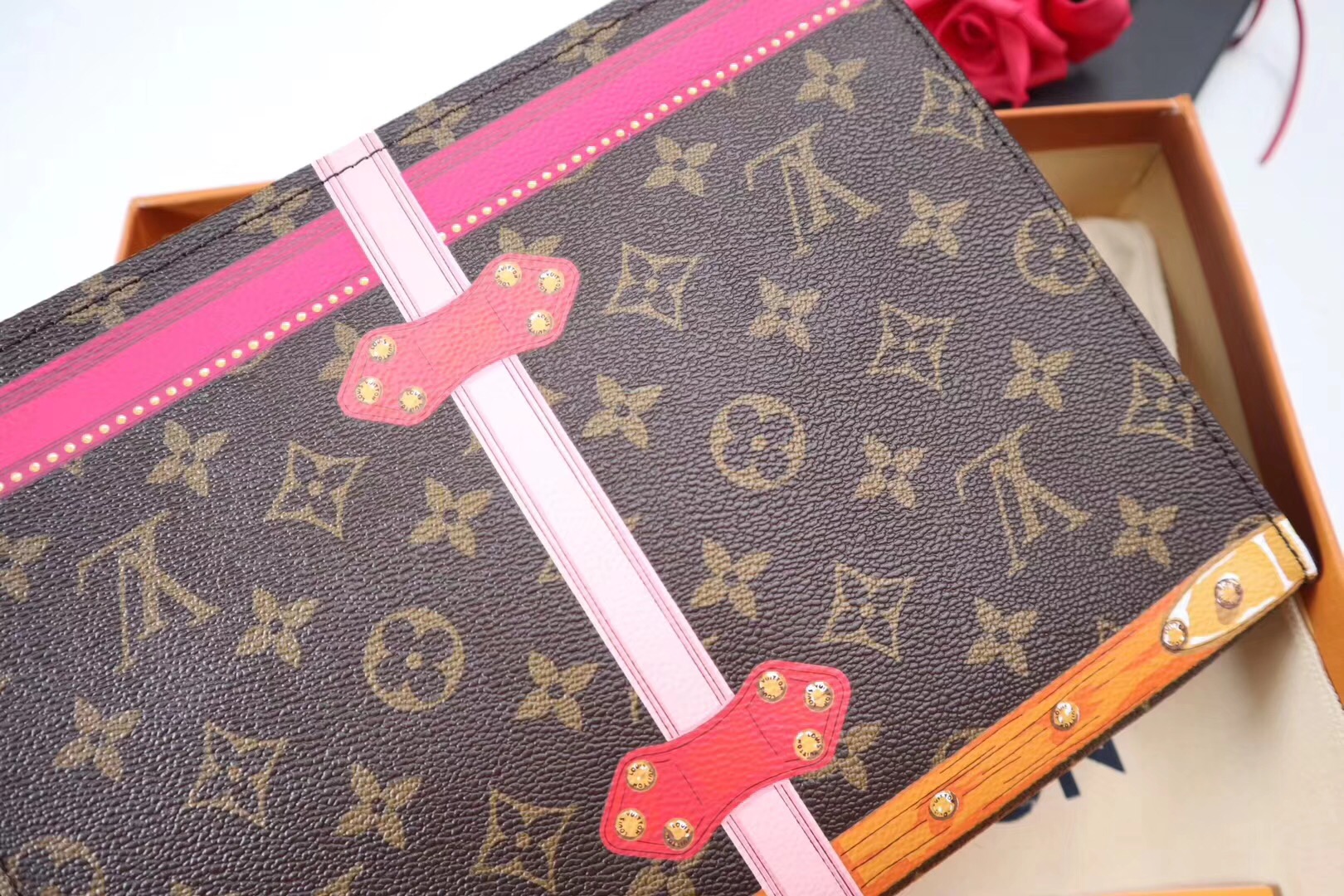 Louis Vuitton Limited Edition Toiletry Pouch 26 Summer Trunk 61692