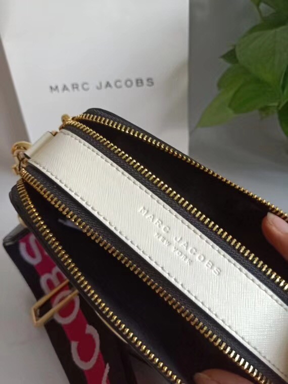 MARC JACOBS Snapshot Saffiano leather cross-body bag 23780