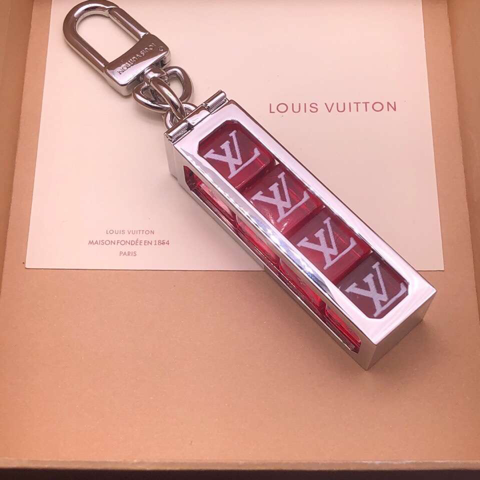 Louis Vuitton Keychain LV122632