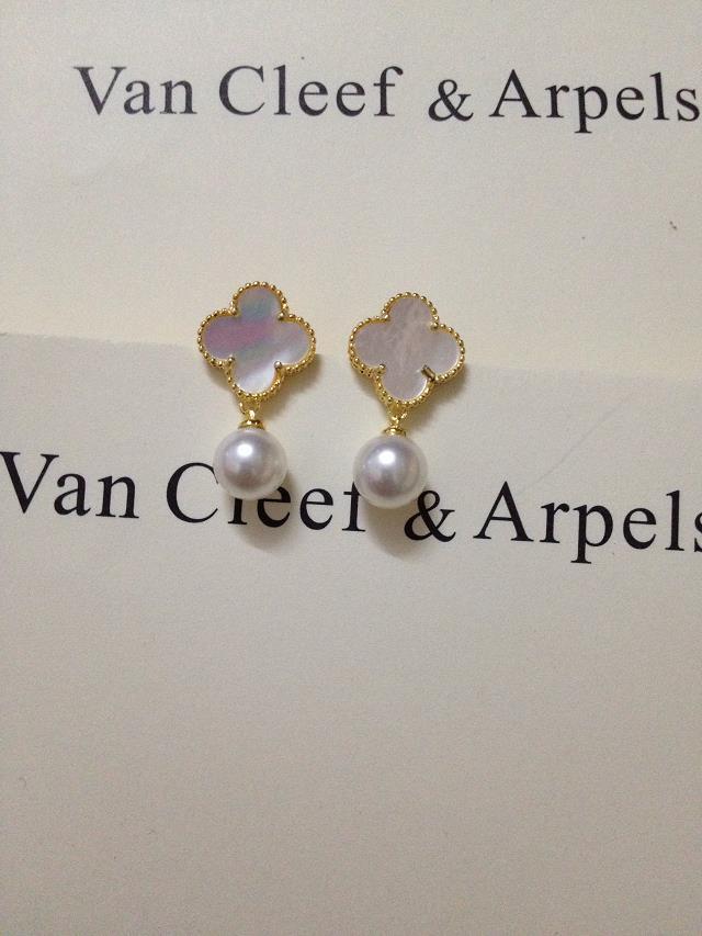 Van Cleef & Arpels Earrings V192037