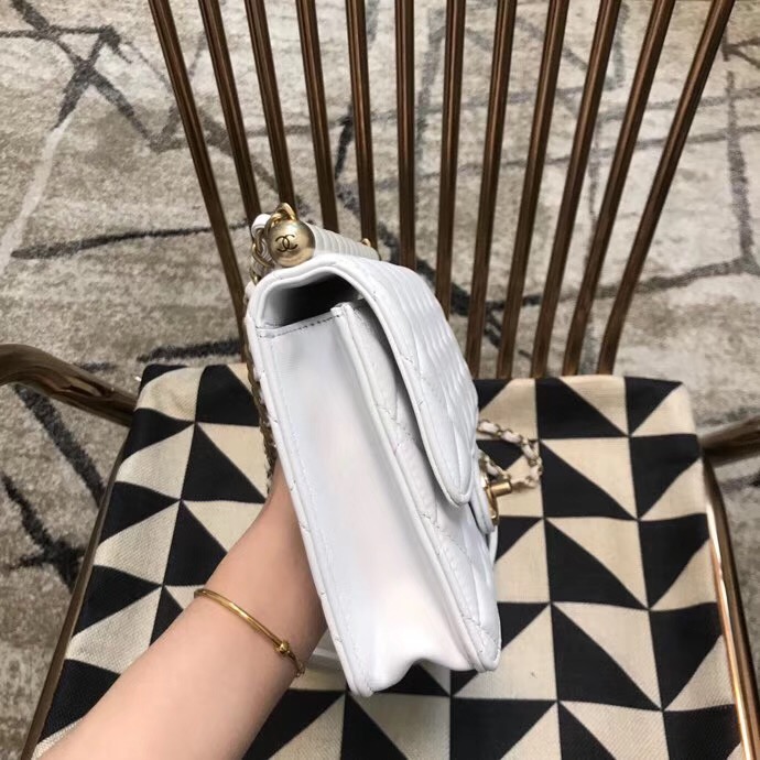 Chanel Flap Shoulder Bag Sheepskin Leather 77399 white