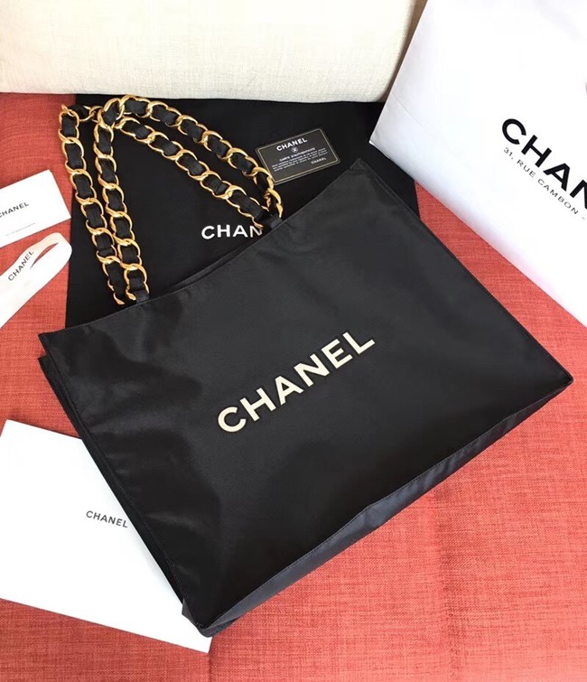 Chanel gold -Tone Metal Shoulder Bag 94118 black