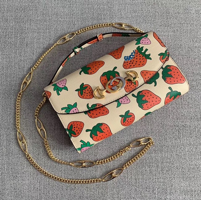 Gucci Zumi Strawberry print bag 572375