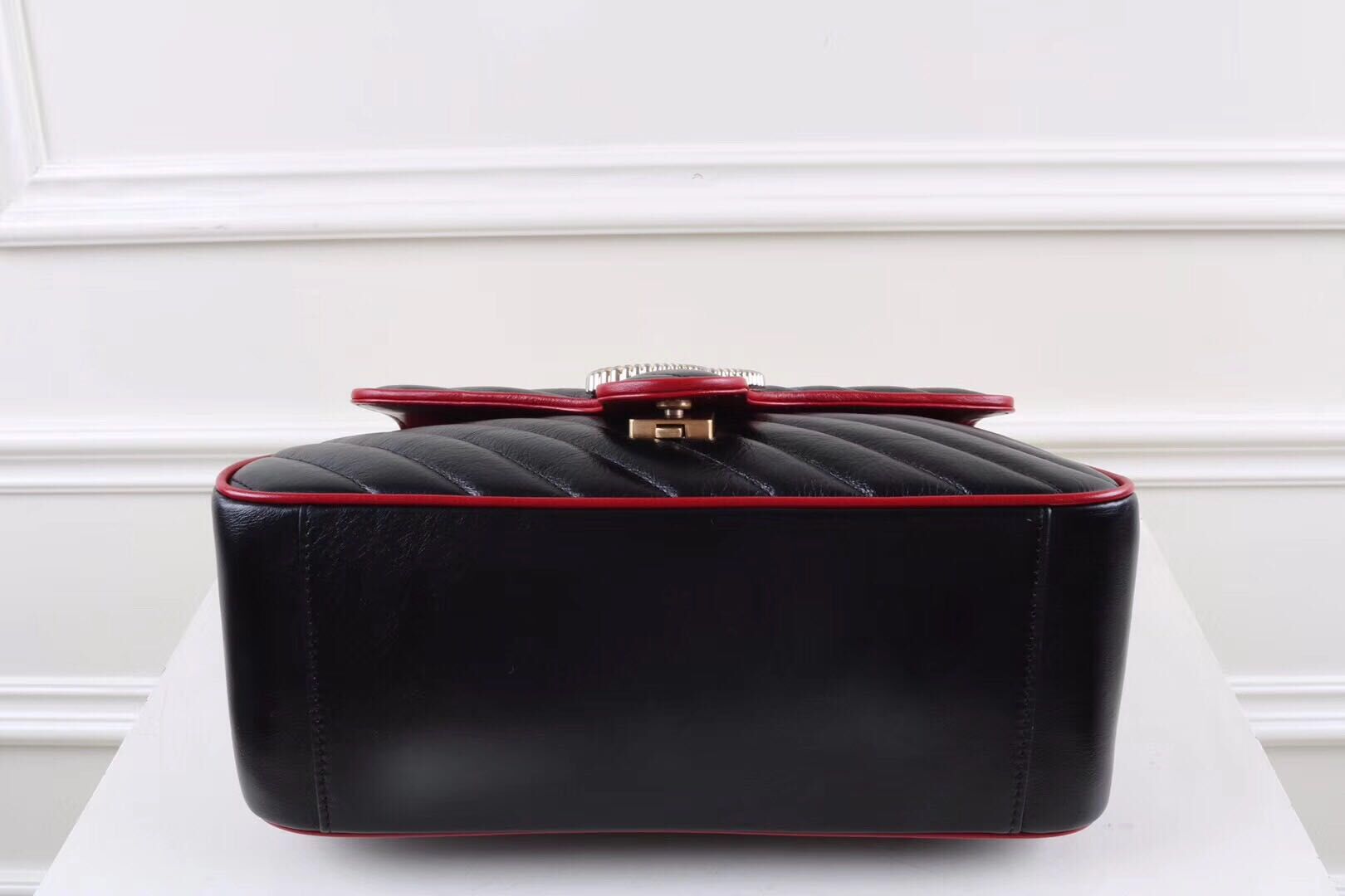 Gucci GG Marmont Mini Top Handle Bag 547260 Black&Wine