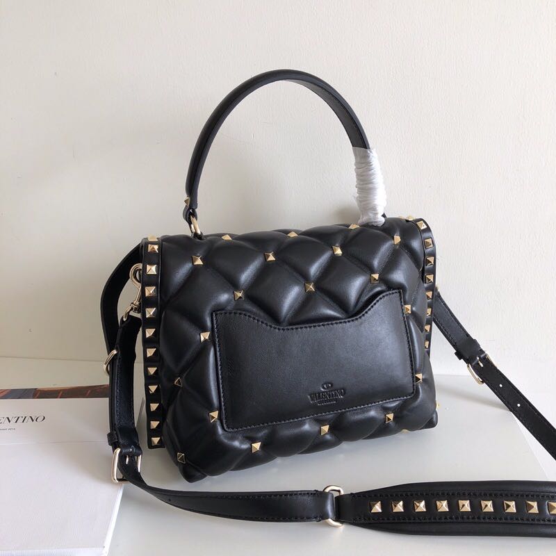 VALENTINO Candy Rockstud quilted leather shoulder bag 6020 black&white