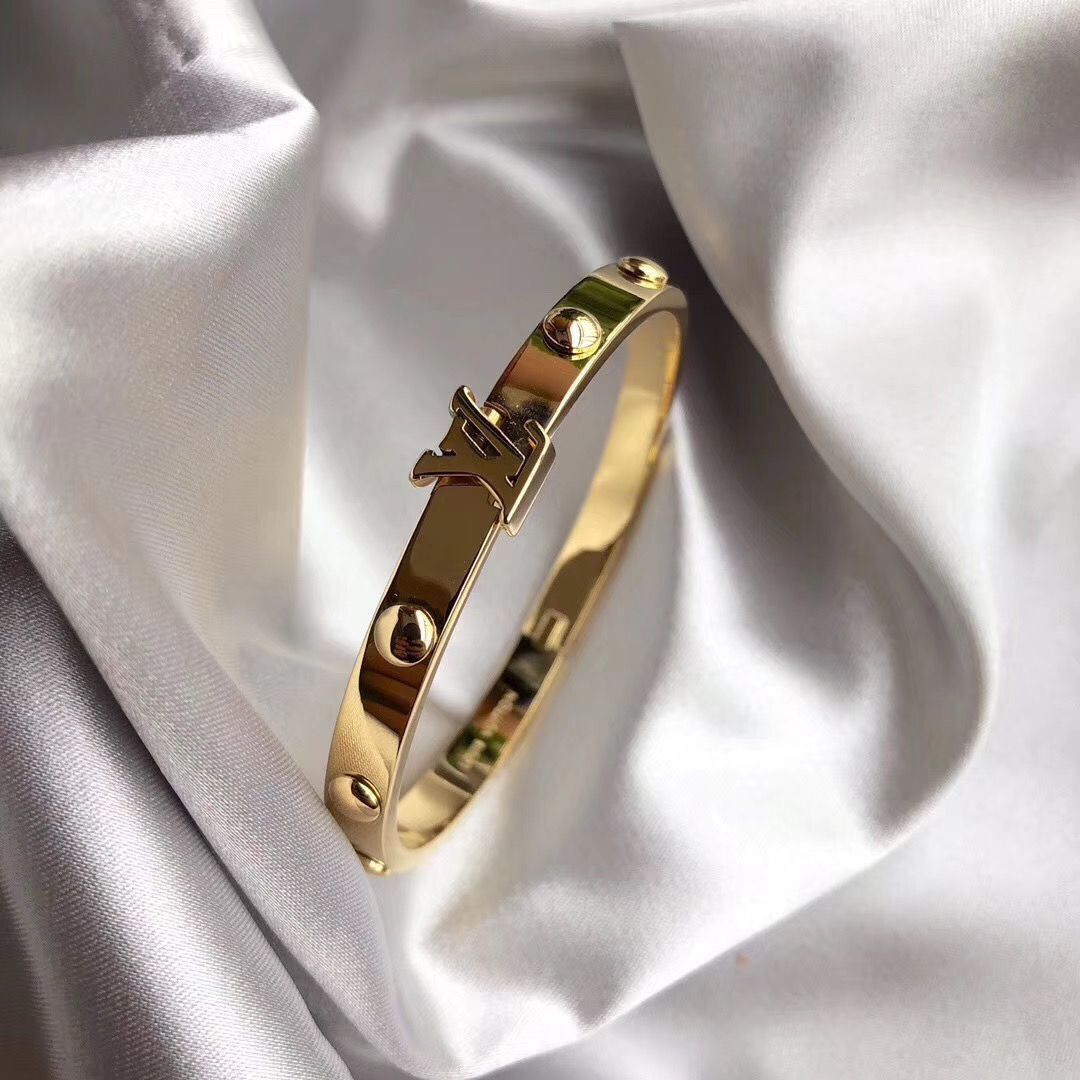 Louis Vuitton Bracelet LV8695