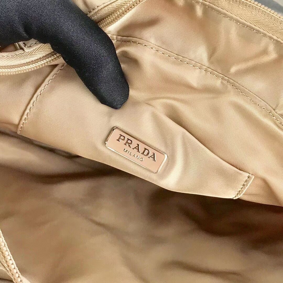 Prada Re-Edition nylon Tote bag 1BG321 apricot