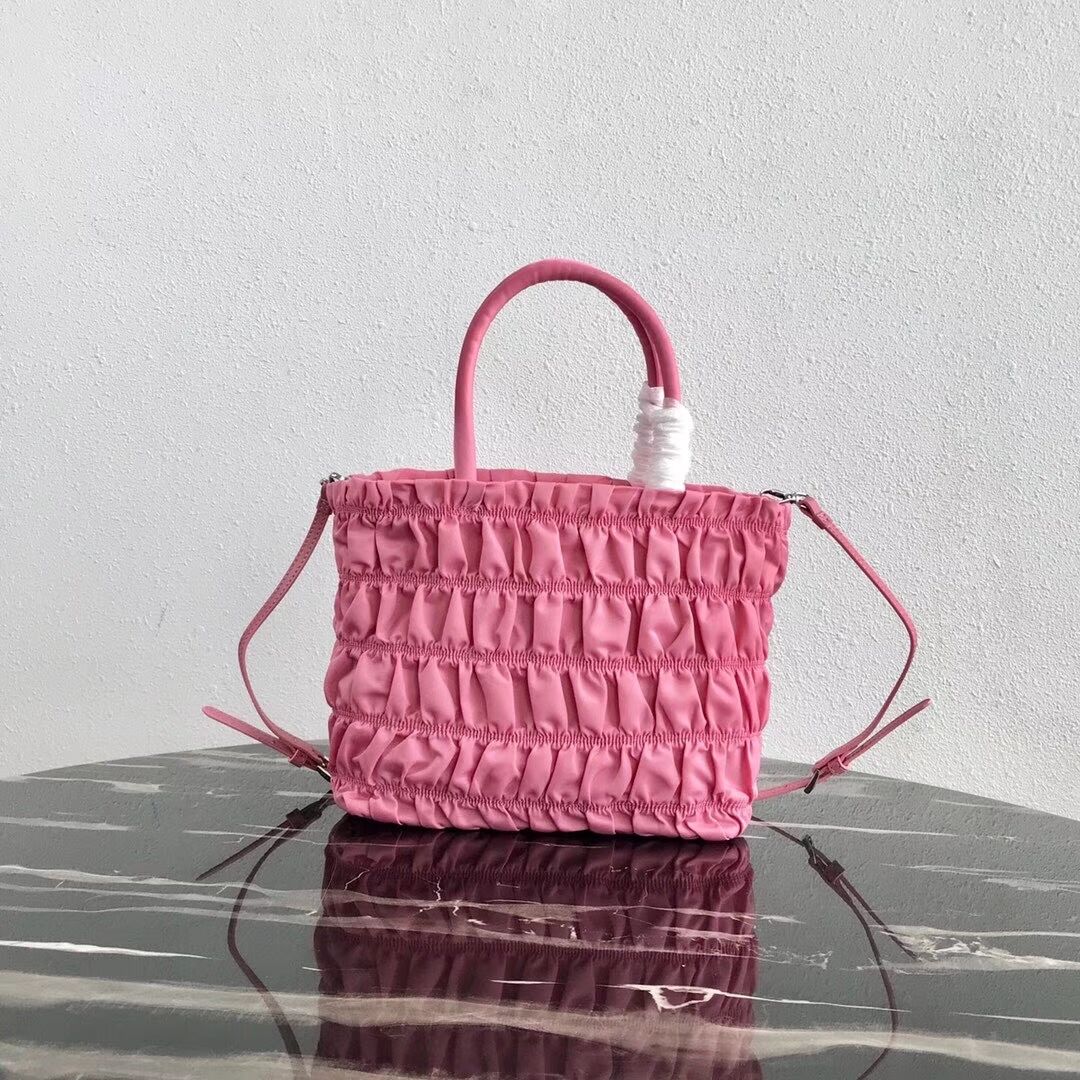 Prada Re-Edition nylon Tote bag 1BG321 pink
