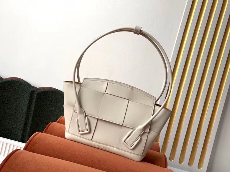 Bottega Veneta Original Weave Leather Arco Top Handle Bag 70013 White