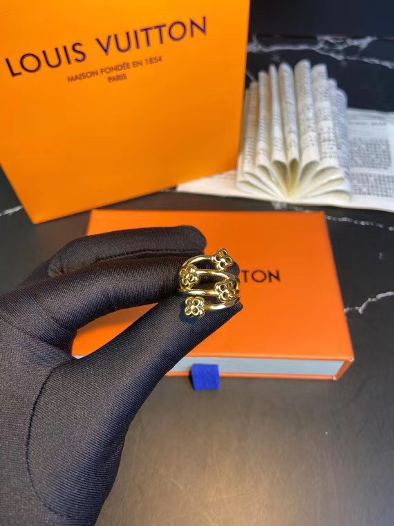 Louis Vuitton Ring CE5043