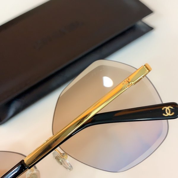 Chanel Sunglasses Top Quality CC6658_2615