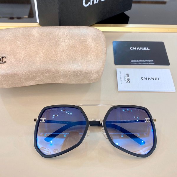 Chanel Sunglasses Top Quality CC6658_605