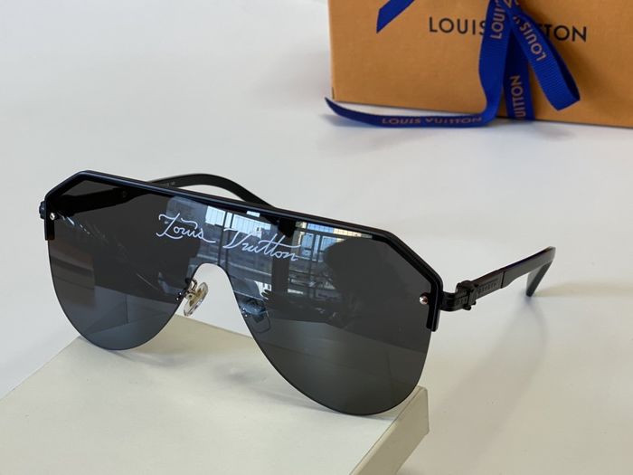 Louis Vuitton Sunglasses Top Quality LV6001_0099