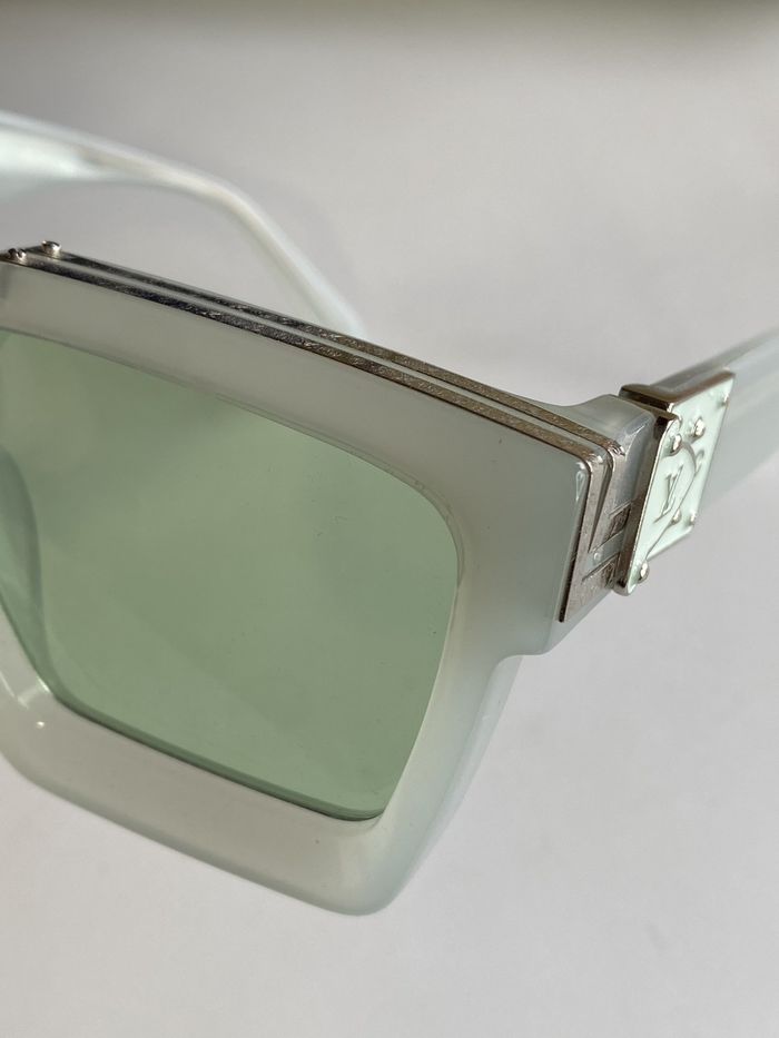 Louis Vuitton Sunglasses Top Quality LV6001_0353