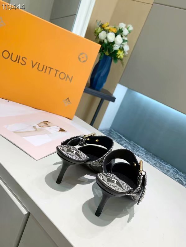 Louis Vuitton Shoes LV1092DS-7