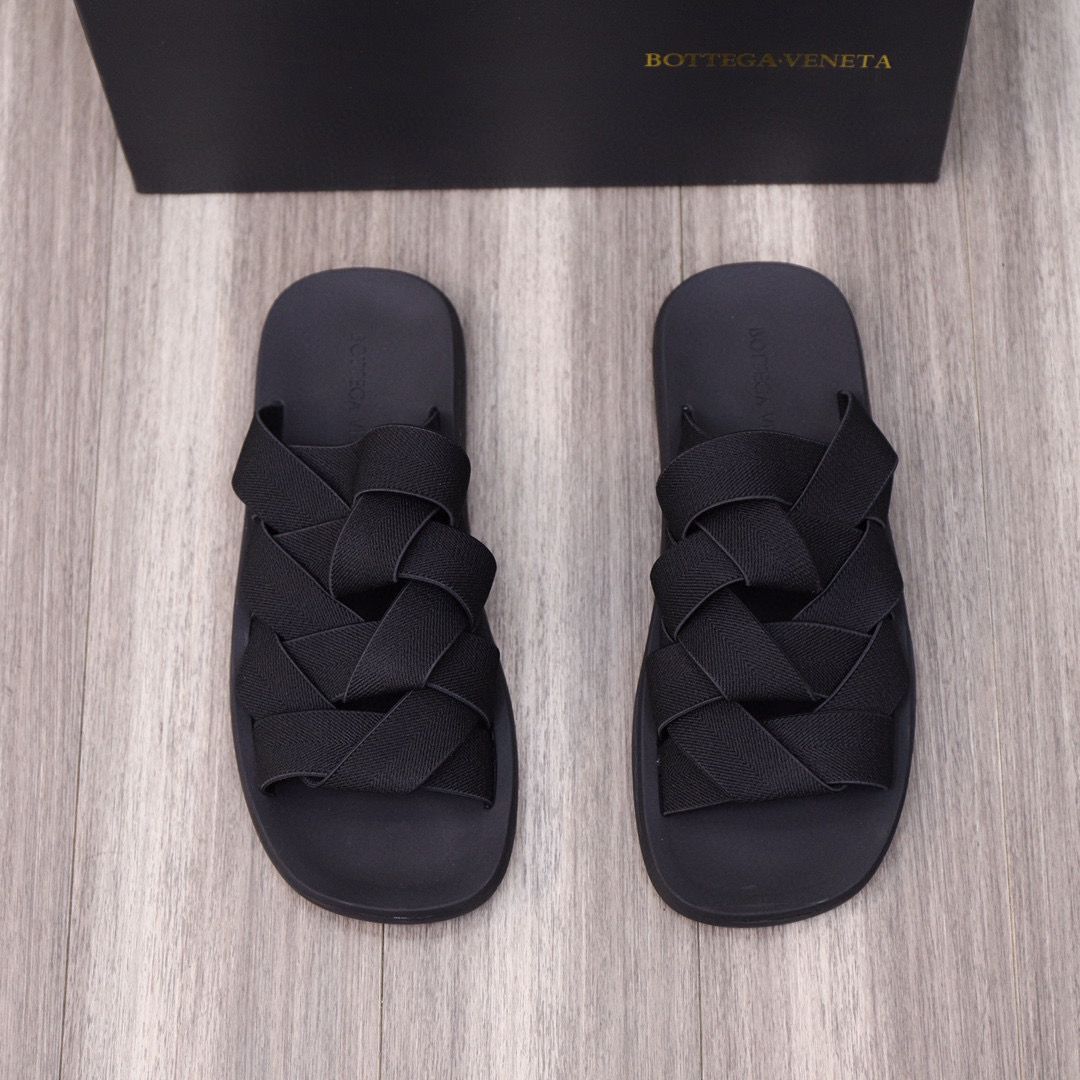Bottega Veneta Mens Shoes BV22369 Black