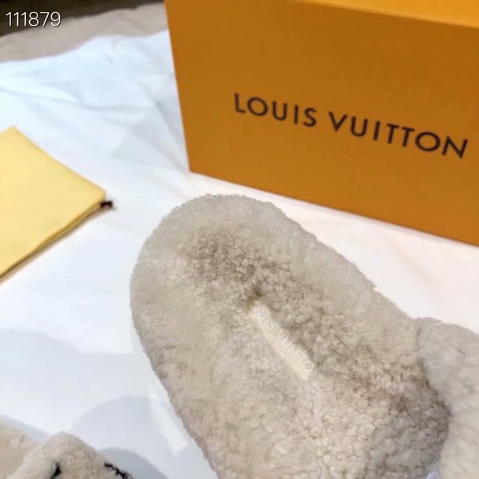Louis Vuitton Shoes LV1123KK-3