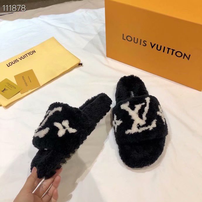 Louis Vuitton Shoes LV1123KK-4