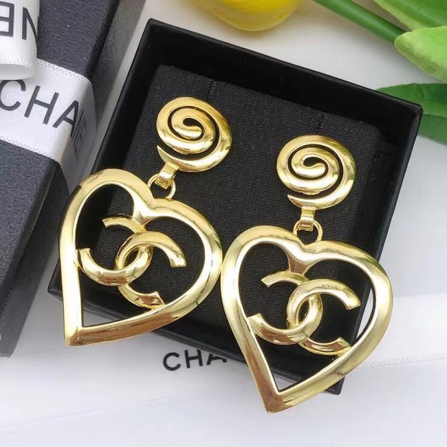 Chanel Earrings CE6688