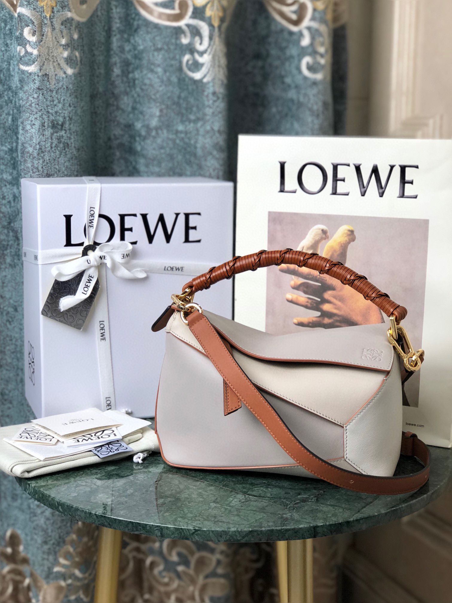 Loewe Puzzle Bag Original Leather 061836 Cream