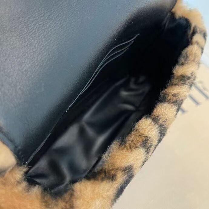 Fendi BAGUETTE lambswool Leather bag 5FB0331 brown