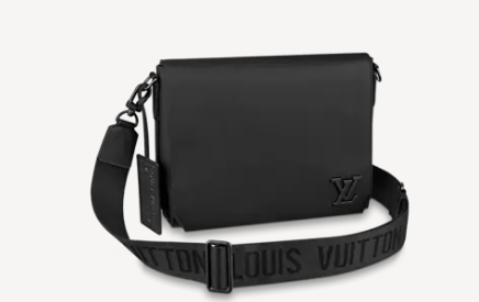 Louis Vuitton MESSENGER M57080 black