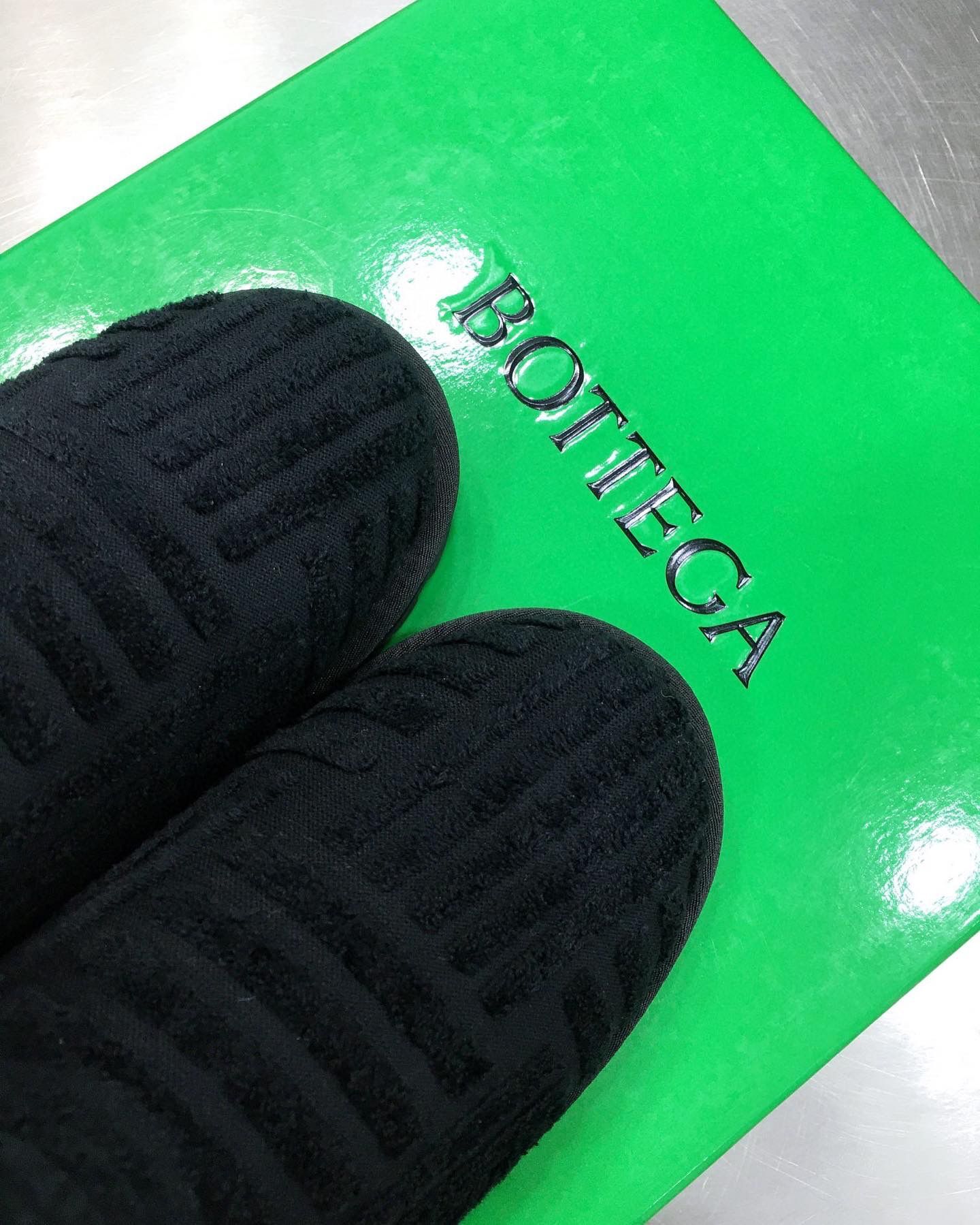 Bottega Veneta Boots Shoes BV22932 Black
