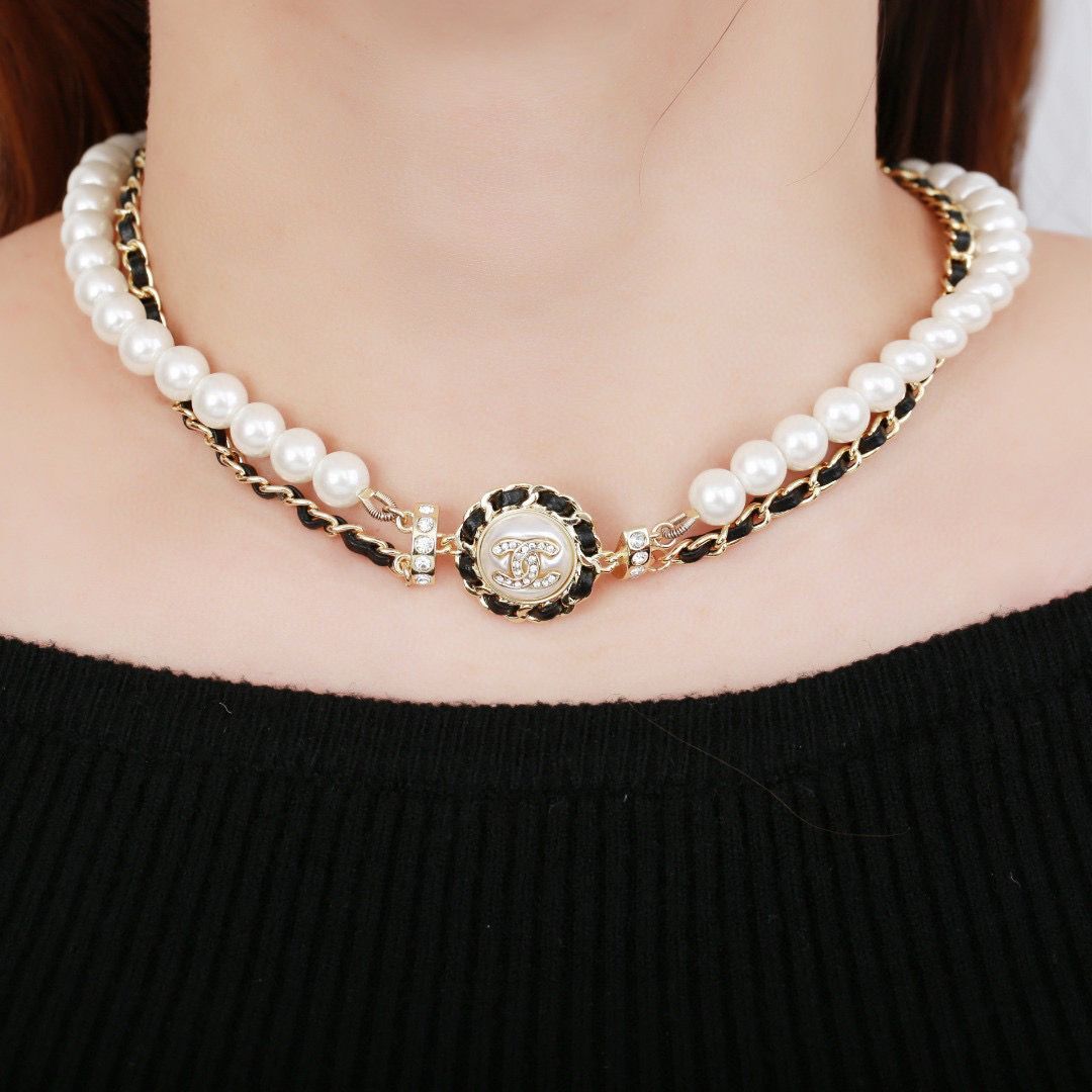Chanel Necklace CN32682
