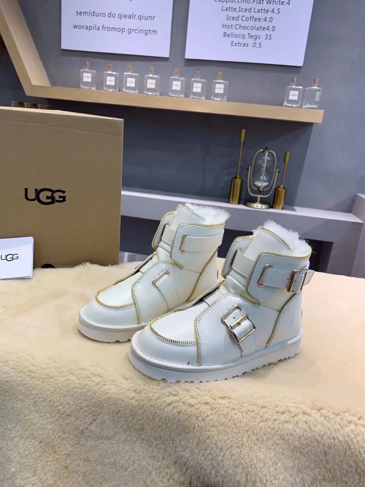 UGG Locomotive Boots Original Leather Full Wool Shoes UGG10361 White