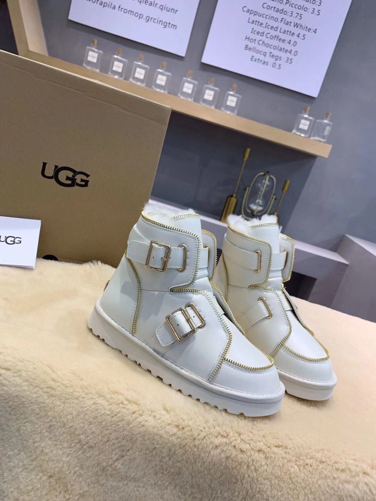 UGG Locomotive Boots Original Leather Full Wool Shoes UGG10361 White
