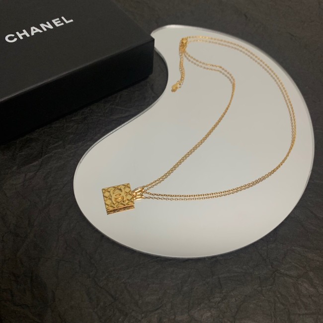 Chanel Necklace CE7265
