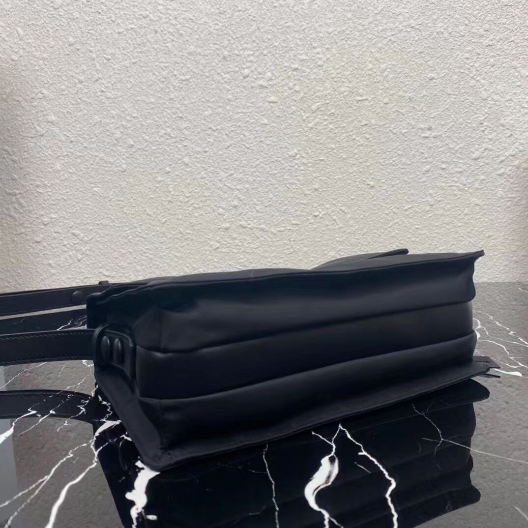 Prada Re-Nylon and nappa leather  shoulder bag 1BM313 black