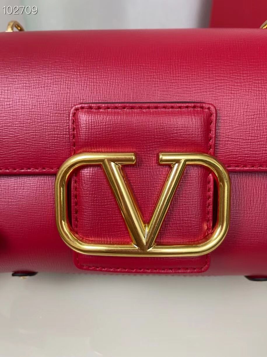 VALENTINO GARAVANI Stud Sign Grained Calfskin Shoulder Bag V0196 red
