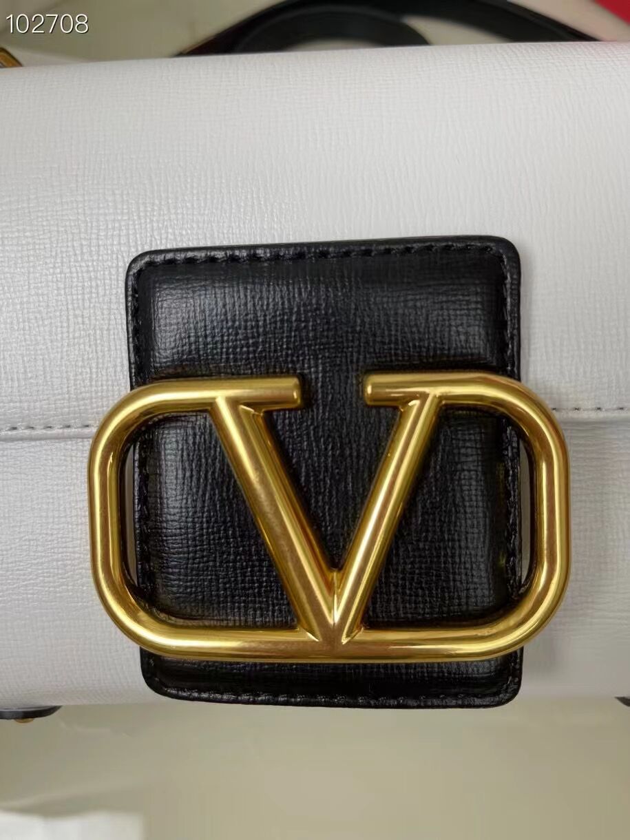 VALENTINO GARAVANI Stud Sign Grained Calfskin Shoulder Bag V0196 white&black
