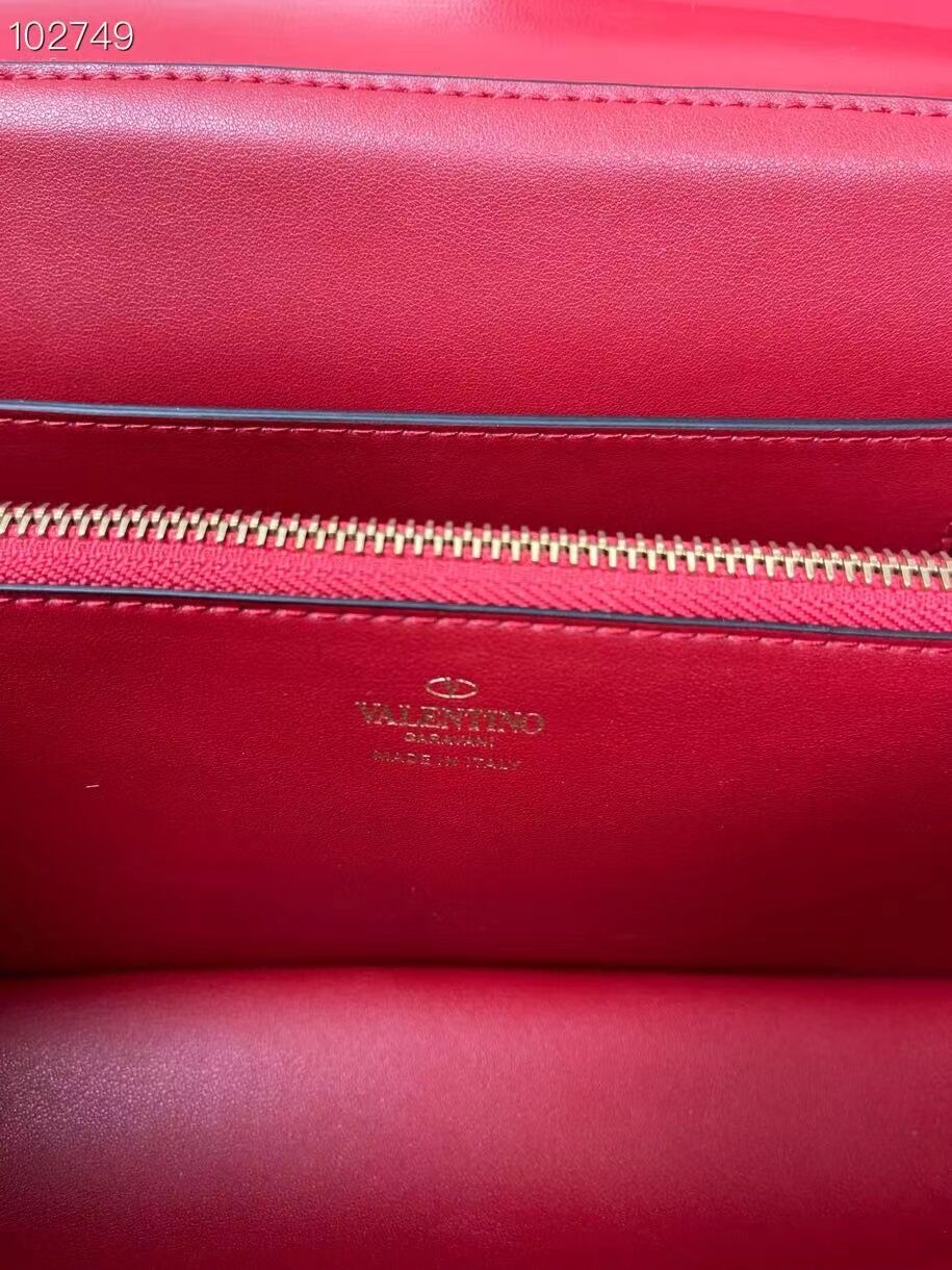 VALENTINO GARAVANI Stud Sign nappa Shoulder Bag NL098 red