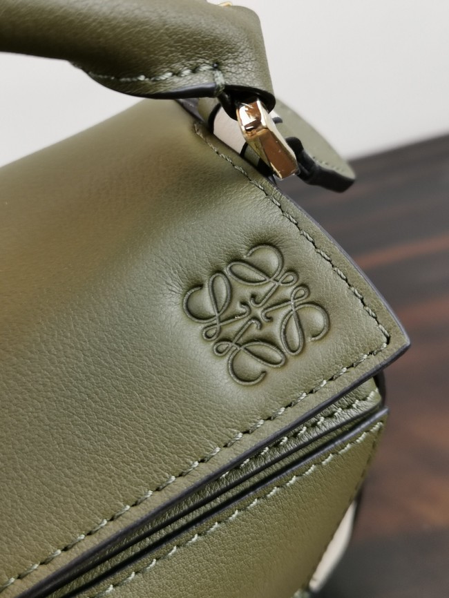 Loewe mini Puzzle Bag Original Leather 61841 green