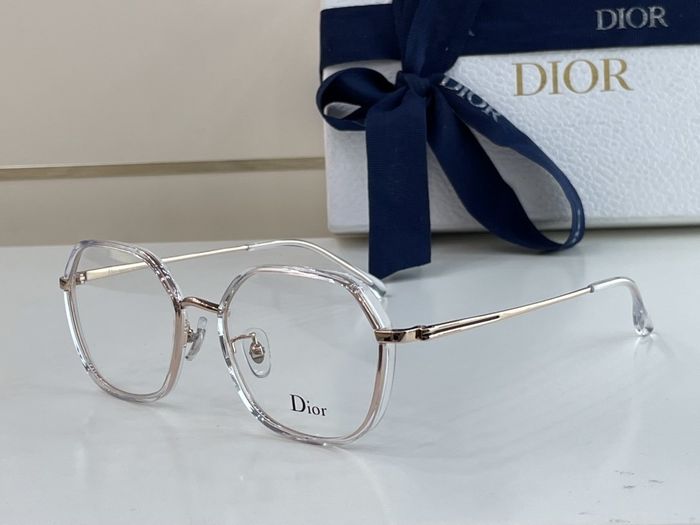 Dior Sunglasses Top Quality DIS00697