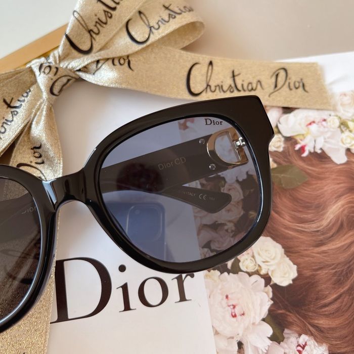 Dior Sunglasses Top Quality DIS00889