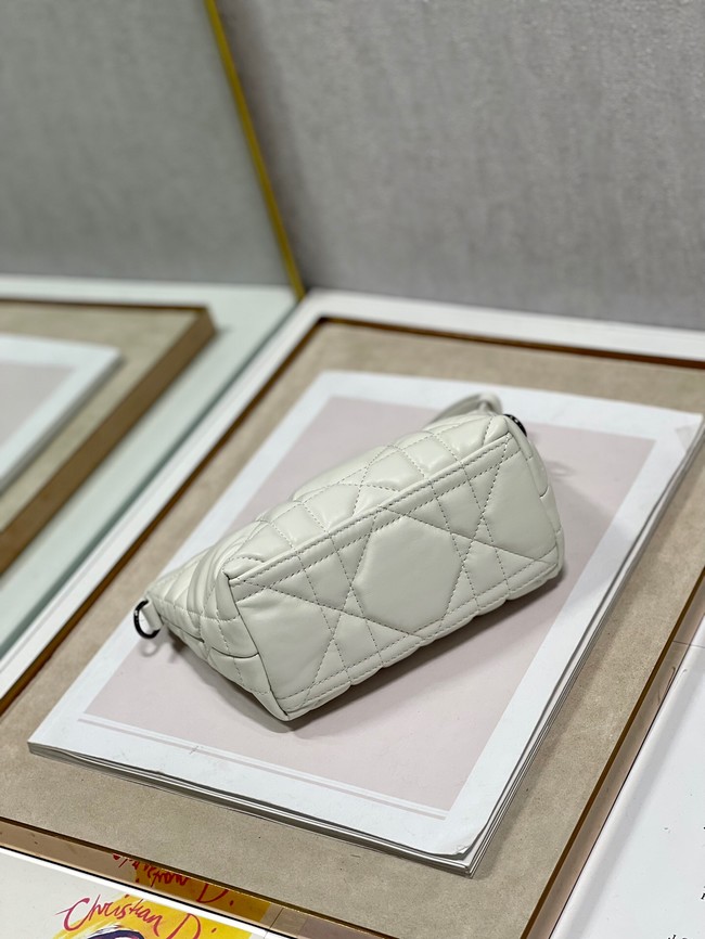 DIOR leather Shoulder Bags S5553 white