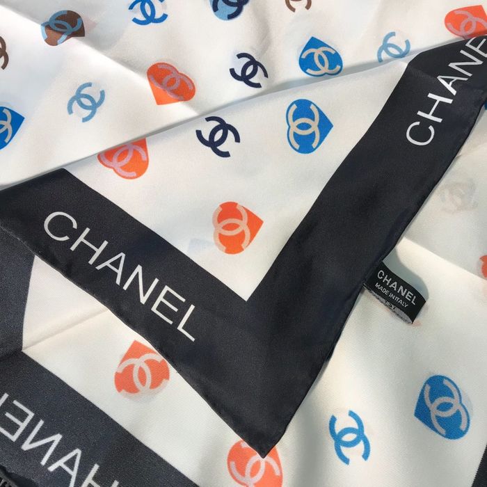 Chanel Scarf CHS00117