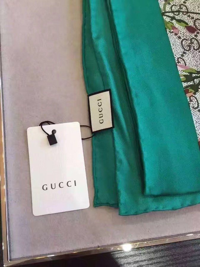 Gucci Scarf GUS00053