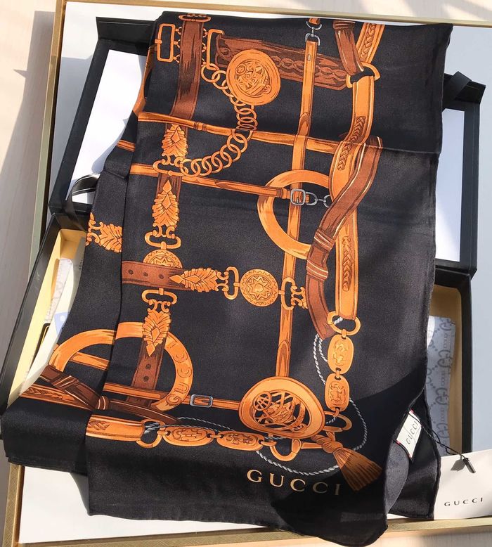 Gucci Scarf GUS00063