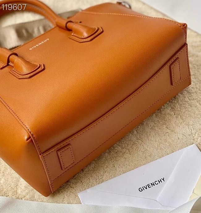 Givenchy Grained Original Calfskin Small Antigona Bag BB0273 brown